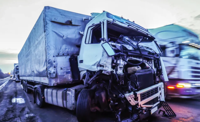 Houston Truck Accident Victims: How Legal Teams Prove Negligence